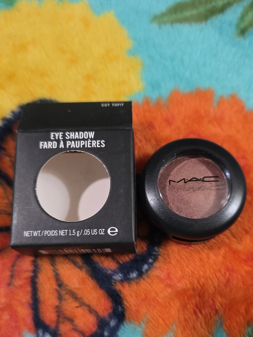 Mac Cut To Fit Eyeshadow